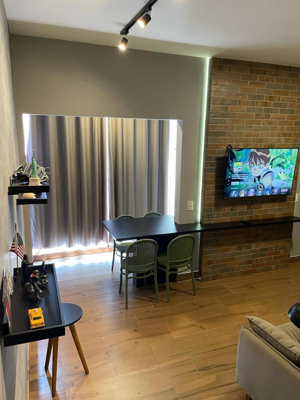 Conforto E Estilo Com Sabor De Nova York Apartamento